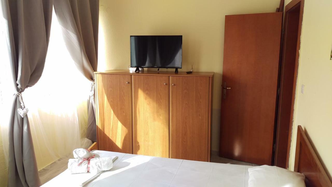 Dimitris & Vassiliki'S Apartment Ποσείδι Εξωτερικό φωτογραφία