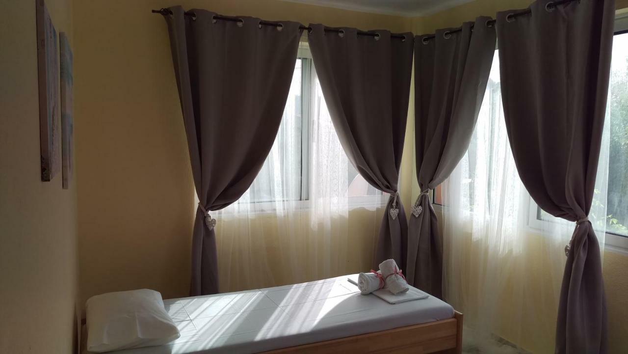 Dimitris & Vassiliki'S Apartment Ποσείδι Εξωτερικό φωτογραφία