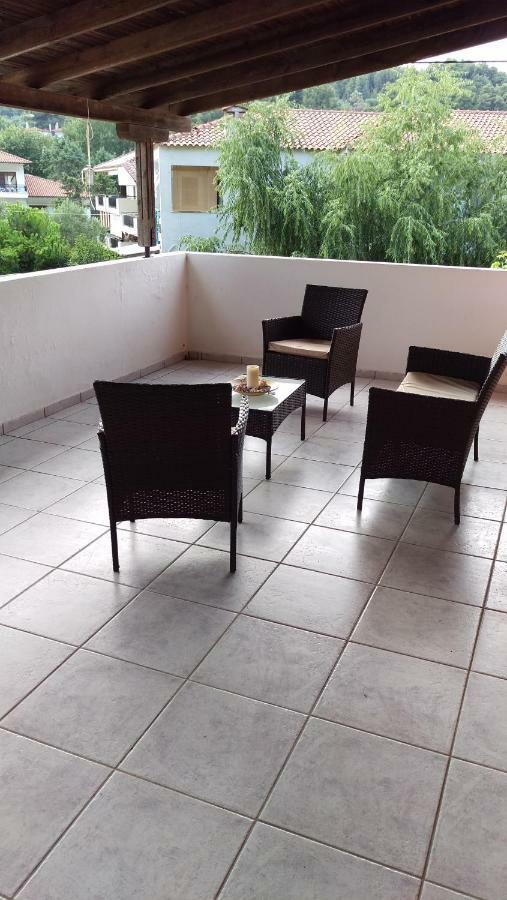 Dimitris & Vassiliki'S Apartment Ποσείδι Εξωτερικό φωτογραφία