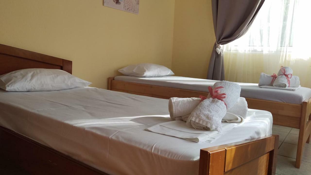 Dimitris & Vassiliki'S Apartment Ποσείδι Εξωτερικό φωτογραφία